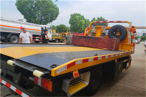 万州附近拖车电话号码服务